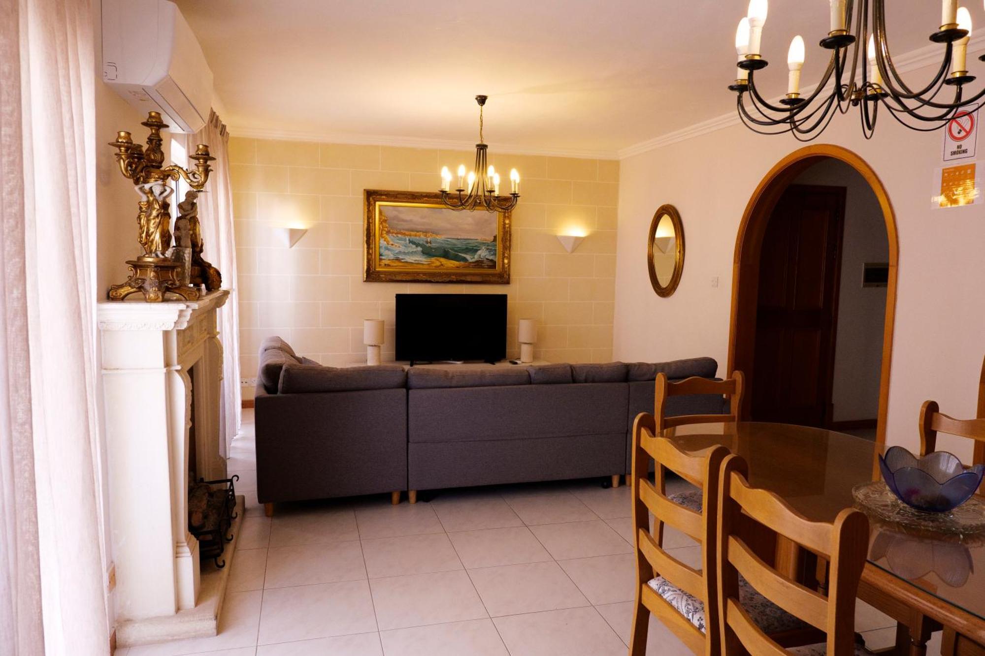 شقة St Julians Balutta Bay Huge Flat! -2Min From Seafront سانت جوليان المظهر الخارجي الصورة